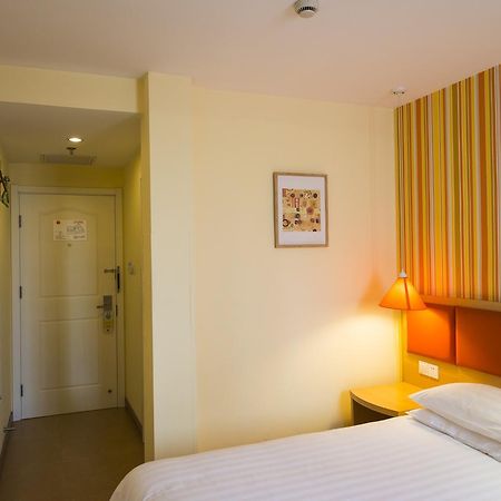 Home Inn Qingdao South Siliu Road 외부 사진