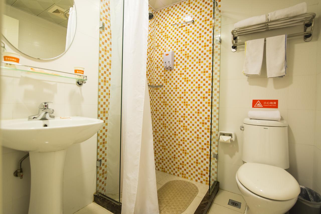Home Inn Qingdao South Siliu Road 외부 사진